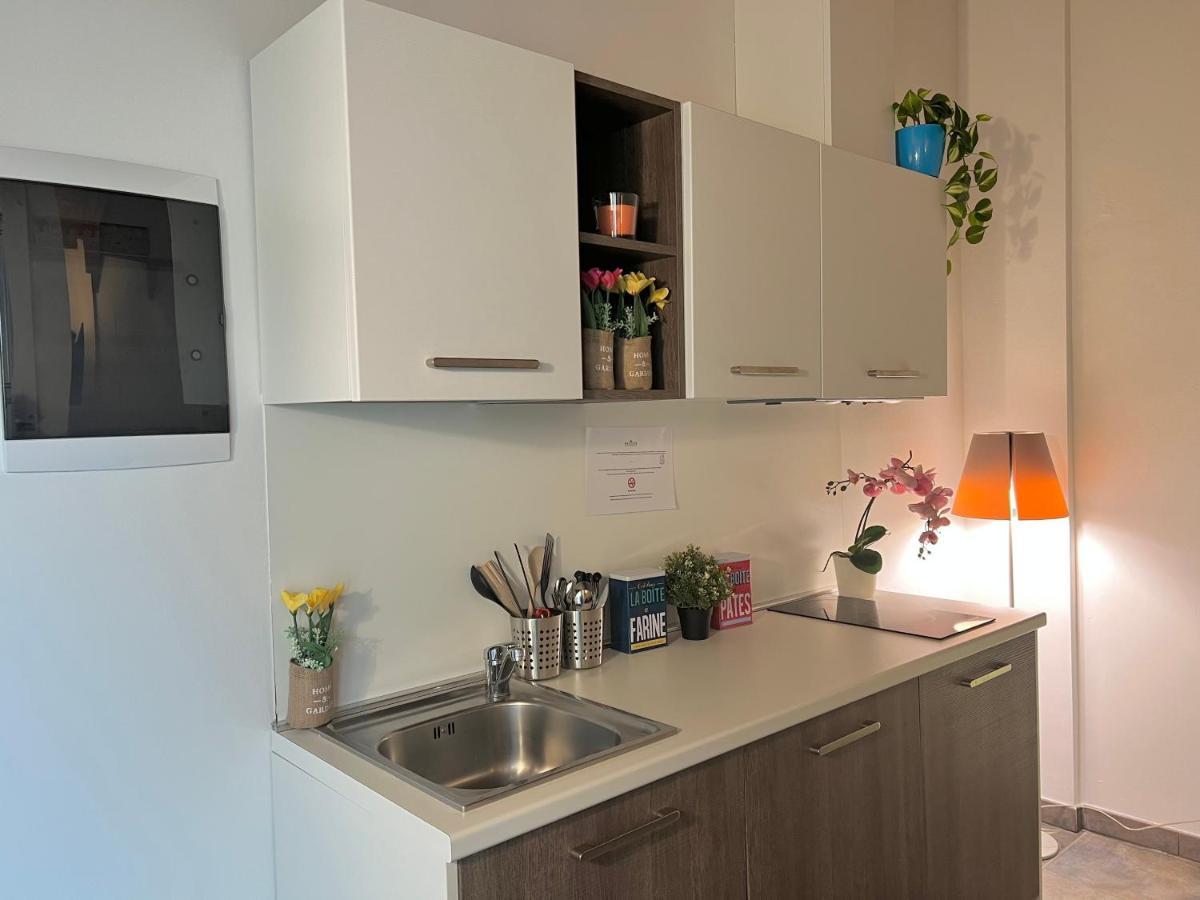 Bnbook Residence Matteotti Νοβάρα Εξωτερικό φωτογραφία