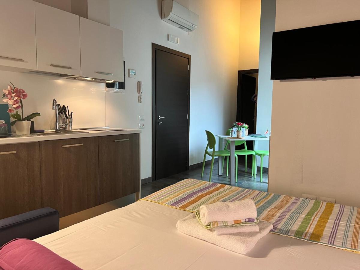 Bnbook Residence Matteotti Νοβάρα Εξωτερικό φωτογραφία